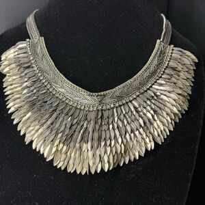 Stella & Dot Silver PEGAUS Statement Necklace Elegant feathers